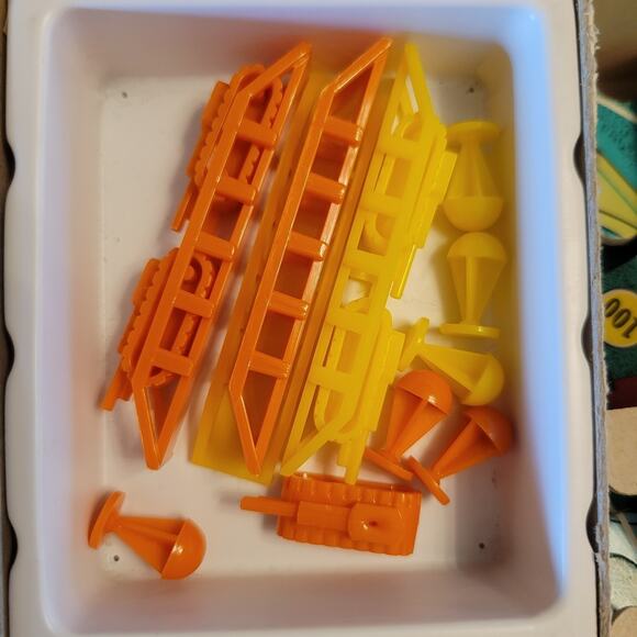 Situation 4 Parker Brothers Action Puzzle Game 1968 - Missing 1 Tank Puzzle Game - Picture 6 of 9